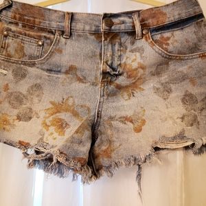 Free People woman's demin shorts